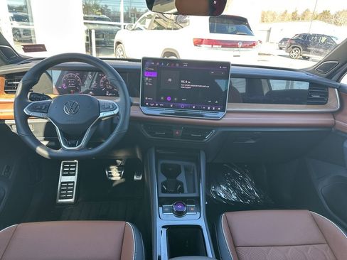 New 2026 Volkswagen Tiguan SEL R-Line image 12