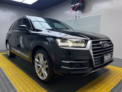 Used 2017 Audi Q7 3.0T Prestige w/ Prestige Package