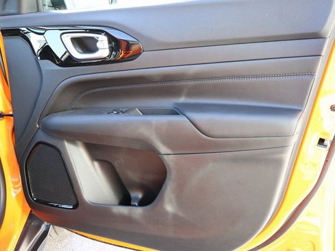 New 2026 Jeep Compass Latitude image 8