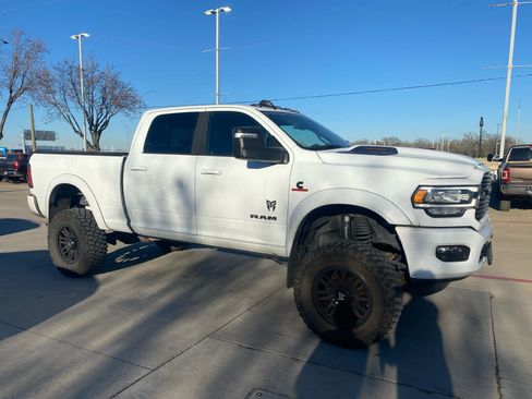 Used 2024 RAM 3500 Laramie w/ Night Edition image 4