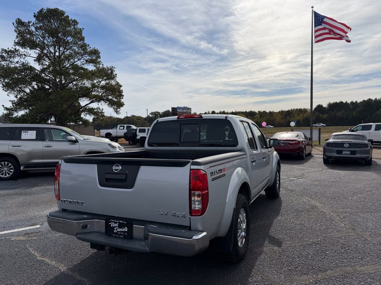 Used 2018 Nissan Frontier SV AWD/4WD image 4
