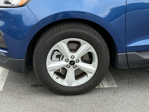 Used 2023 Ford Edge SE image 9