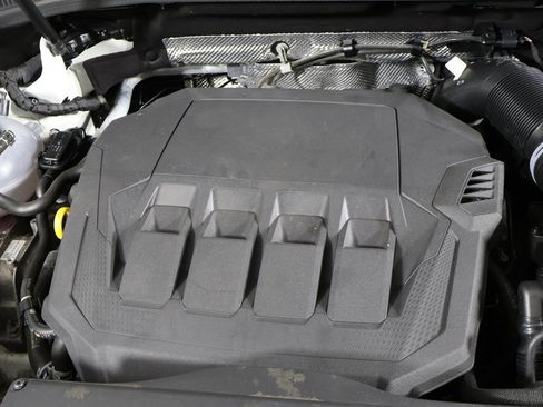 Used 2025 Audi Q3 2.0T Premium image 18