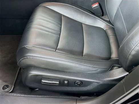 Certified 2022 Honda Accord Touring image 9