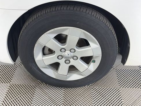 Used 2007 Toyota Prius FWD image 8