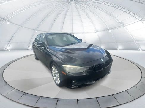 Used 2015 BMW 320i Sedan image 3