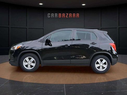 Used 2019 Chevrolet Trax LS image 13