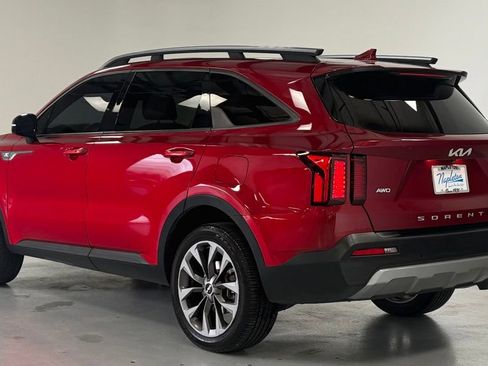 Used 2022 Kia Sorento X-Line EX AWD/4WD image 3