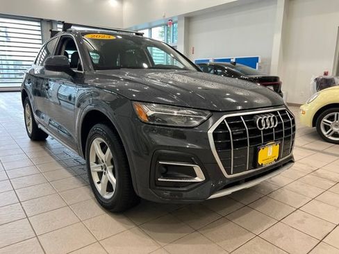 Used 2023 Audi Q5 Premium w/ Convenience Package AWD/4WD image 1