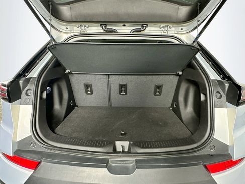 Used 2023 Chevrolet Bolt EUV LT w/ Convenience Package FWD image 26