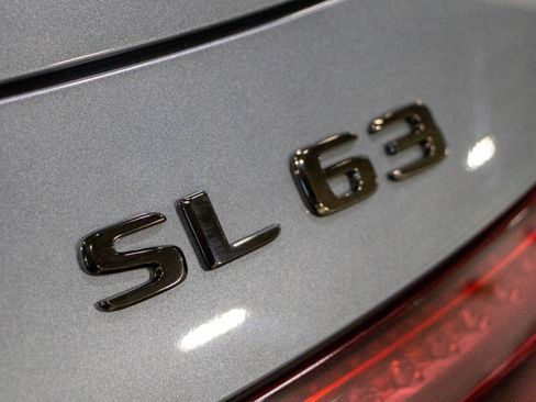 Used 2022 Mercedes-Benz SL 63 AMG 4MATIC image 36