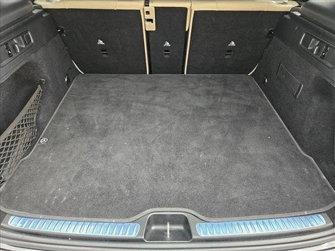 Used 2023 Mercedes-Benz GLC 300 image 6