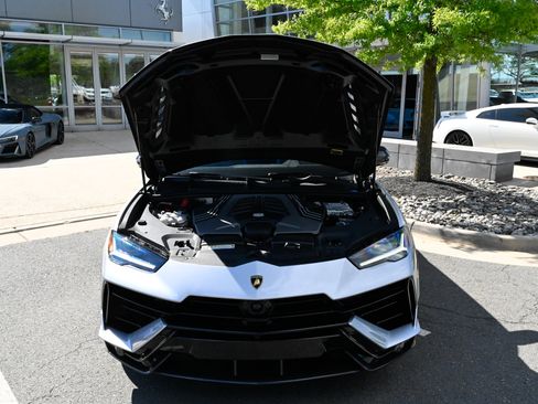 Used 2024 Lamborghini Urus Performante AWD/4WD image 61