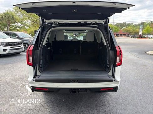 New 2026 Ford Expedition Max Active RWD image 11