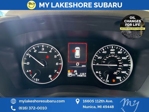 Certified 2025 Subaru Forester Premium AWD/4WD image 19