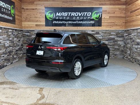 Used 2022 Mitsubishi Outlander ES AWD/4WD image 9