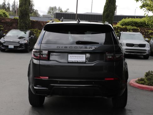 Certified 2025 Land Rover Discovery Sport Dynamic SE AWD/4WD image 5