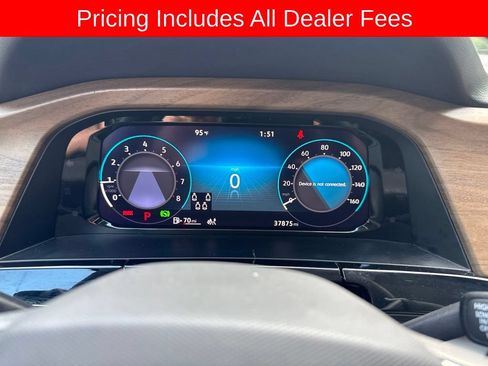 Used 2024 Volkswagen Atlas SE w/ Panoramic Sunroof Package AWD/4WD image 8