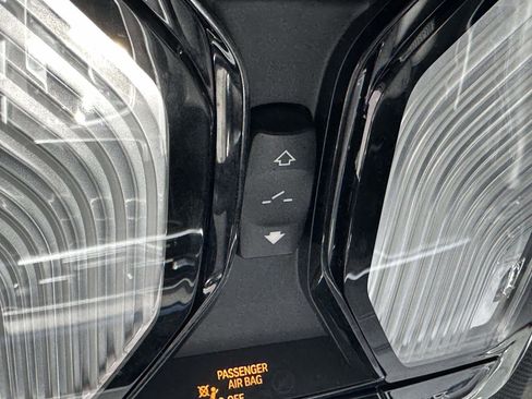 Used 2022 BMW X5 xDrive40i w/ Premium Package AWD/4WD image 37