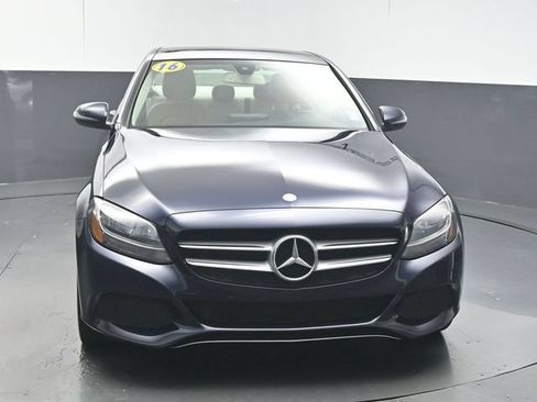 Used 2016 Mercedes-Benz C 300 Sedan image 3