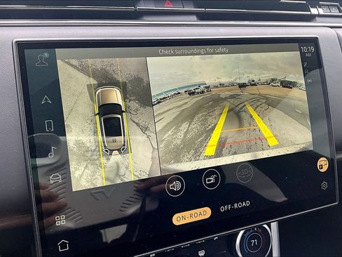 Used 2023 Land Rover Range Rover SE image 23