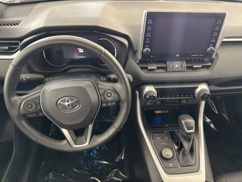 Used 2022 Toyota RAV4 XSE AWD/4WD image 25