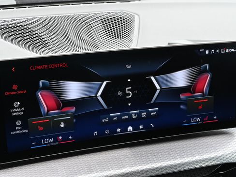 Certified 2025 BMW M340i RWD image 31