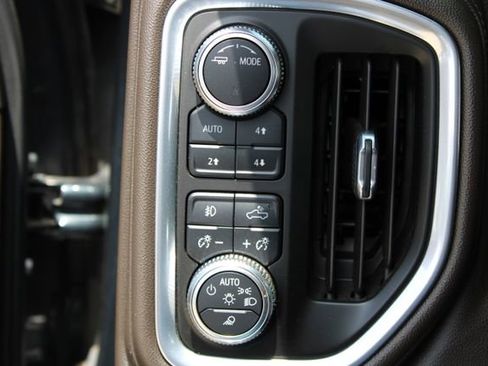 Used 2022 GMC Sierra 2500 Denali w/ Denali Ultimate Package AWD/4WD image 20