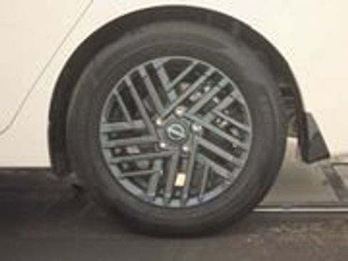 Used 2026 Nissan Sentra SV w/ SV Convenience Package FWD image 12