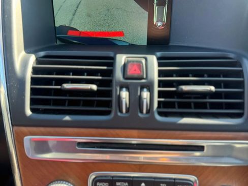 Used 2017 Volvo XC60 T5 Inscription AWD/4WD image 15