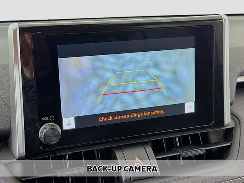 Used 2025 Toyota RAV4 XLE image 5