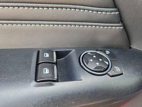 Used 2025 Ford Mustang GT Premium RWD image 40