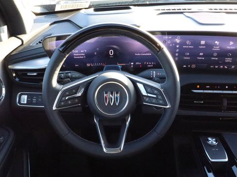 New 2026 Buick Enclave Avenir w/ Super Cruise Package image 9