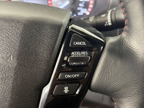 Used 2022 Nissan Frontier PRO-4X AWD/4WD image 24