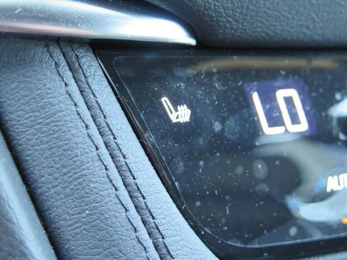 New 2026 Cadillac XT5 Luxury AWD/4WD image 14