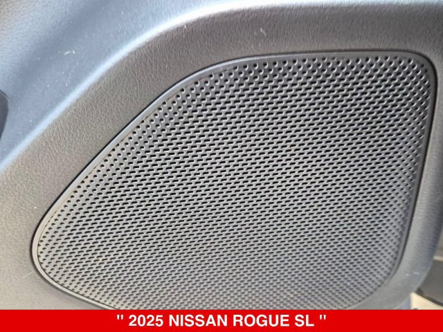 Certified 2025 Nissan Rogue SL AWD/4WD image 15