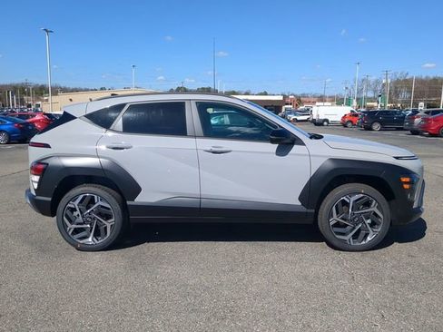 New 2026 Hyundai Kona SEL Premium AWD/4WD image 3