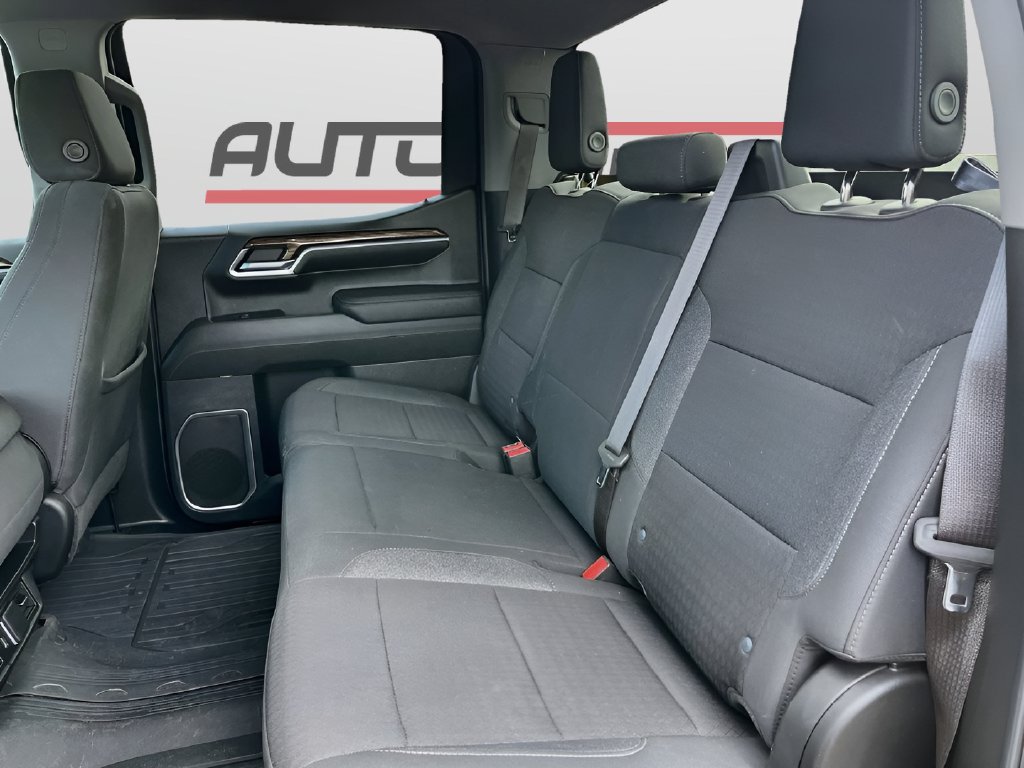 Used 2023 GMC Sierra 1500 SLE AWD/4WD image 23