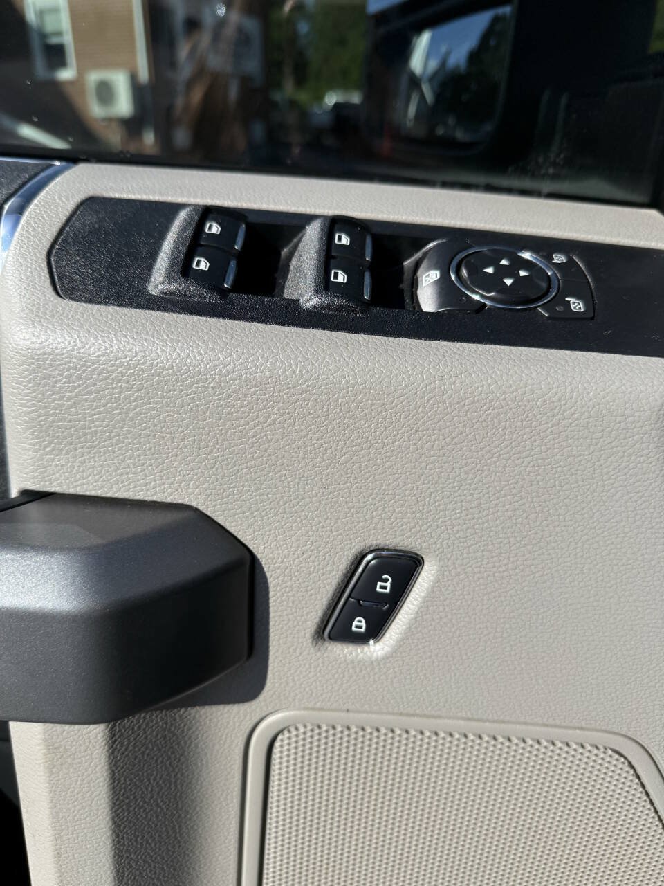Used 2017 Ford F250 XLT AWD/4WD image 13