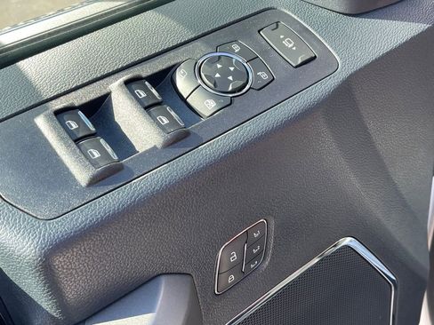 Used 2022 Ford F350 Platinum image 15