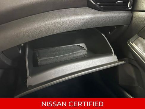 Certified 2025 Nissan Sentra SV FWD image 30
