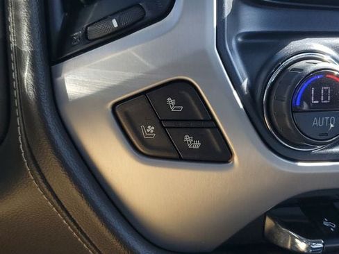 Used 2018 GMC Sierra 1500 SLT image 34