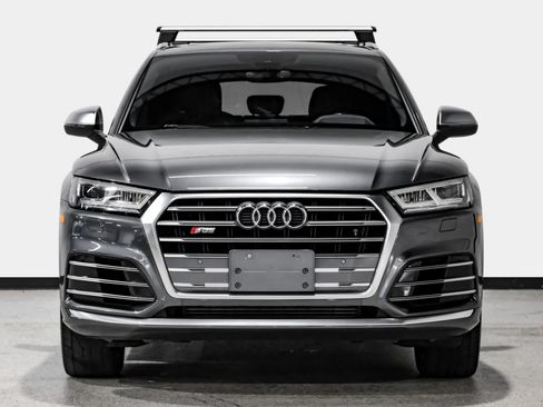 Used 2018 Audi SQ5 Premium Plus w/ Navigation Package AWD/4WD image 3
