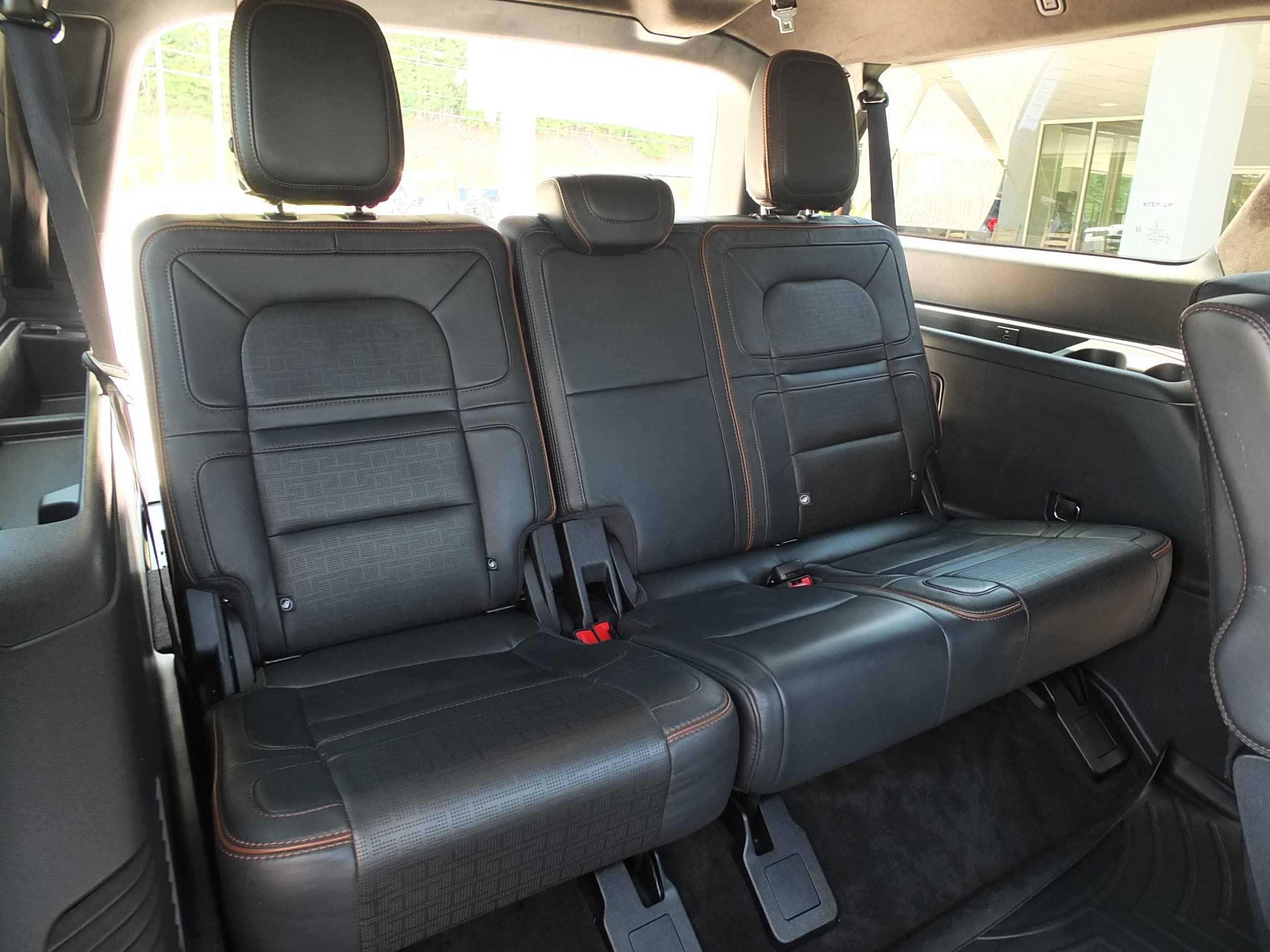 Used 2022 Lincoln Navigator L Black Label AWD/4WD image 17