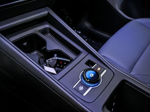 New 2026 Volkswagen Tiguan SE R-Line AWD/4WD image 16