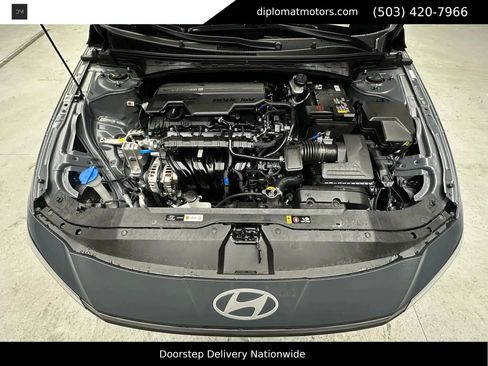 Used 2025 Hyundai Elantra Sport image 43