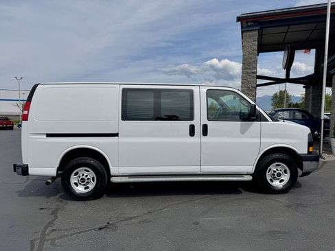 Used 2019 GMC Savana 2500 w/ Driver Convenience Package RWD image 1