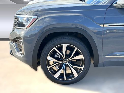 New 2026 Volkswagen Atlas Cross Sport SEL Premium R-Line AWD/4WD image 10