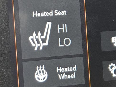 Used 2019 Jeep Cherokee Trailhawk w/ Comfort/Convenience Group image 6