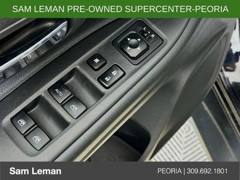 Used 2017 Mitsubishi Outlander SE image 17